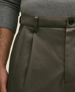 Pleated Traditional Fit Cotton Advantage Chino® Pants