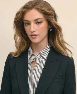 The Essentials Single-Breasted Peak Lapel in Wool Blend