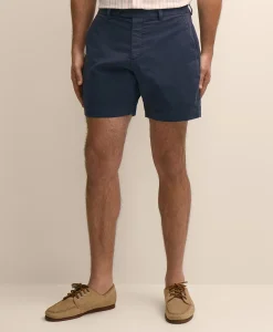The 7" Friday Chino Short