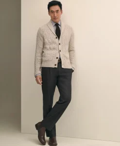 Traditional Fit Wool Flannel Dress Pants